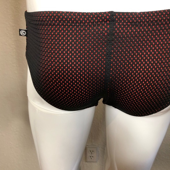 Mens Swim brief size small. - Picture 5 of 15